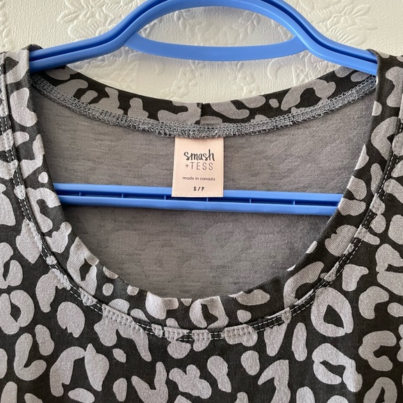 Smash + Tess Rebecca Wrap Dress - leopard - Picture 6 of 7